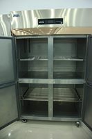 Réfrigérateur commercial quatre portes en acier inoxydable SS304 pour la restauration