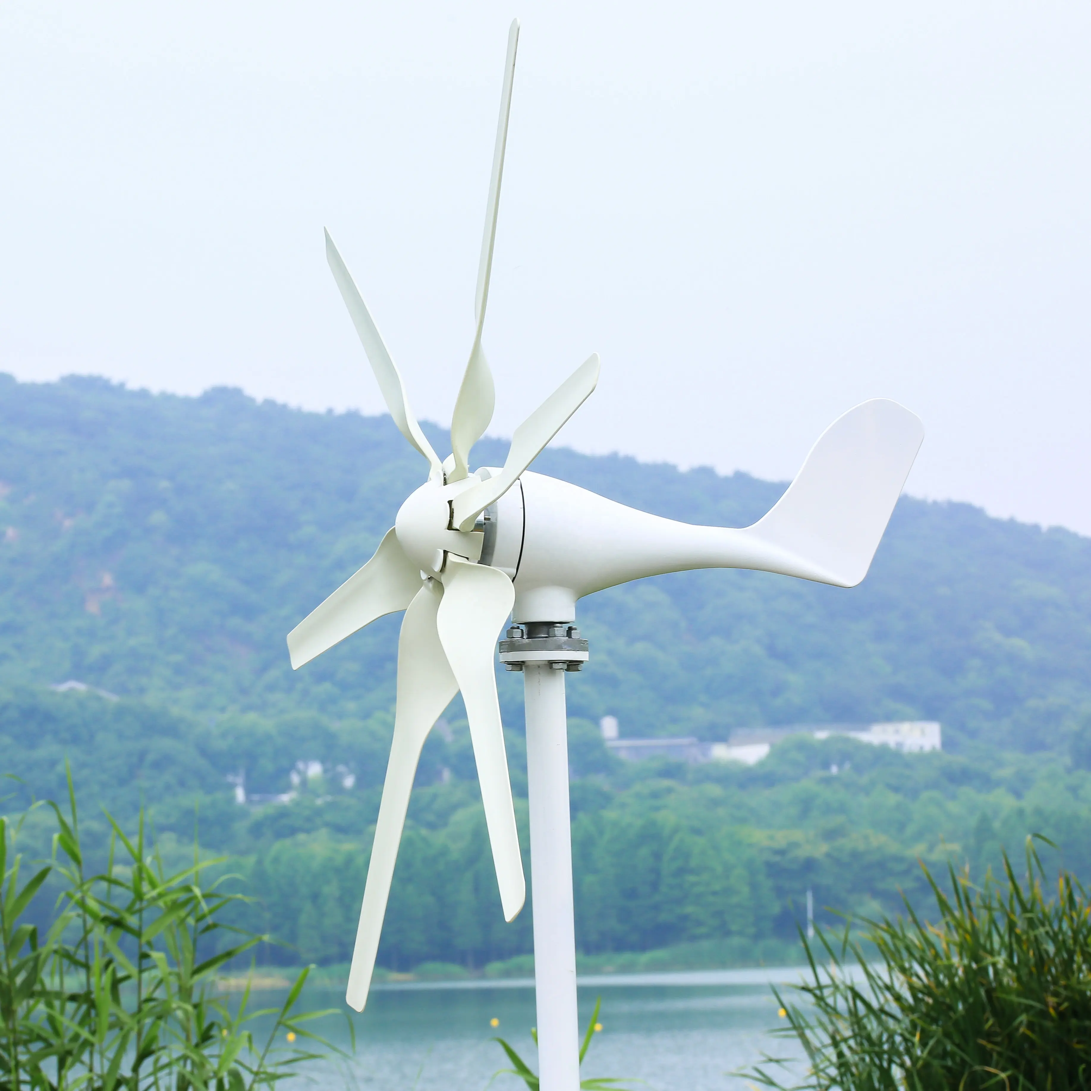 船舶または家庭用の10年間の保証800W風力タービン発電機