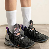 Chaussettes de course brodées OEM de haute qualité, logo personnalisé, chaussettes de sport personnalisées pour hommes et femmes, chaussettes athlétiques antidérapantes en jacquard