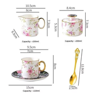 Service à café et thé élégant en porcelaine fine à motif floral, avec bordure or rose, théière, tasses, soucoupes, sucrier, crémier, support à gâteau, coffret cadeau, personnalisable OEM