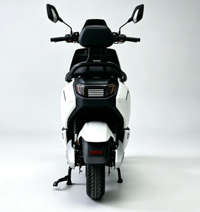 Trottinette Électrique Urbaine Haute Performance 1000W 2000W avec Frein à Disque Avant, Batterie Lithium Longue Portée, pour Hommes et Femmes, Idéale pour les Trajets Quotidiens en Ville - Product Image 5