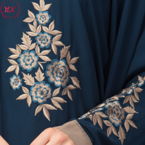 Élégant saoudien modeste longue <span class=keywords><strong>robe</strong></span> de luxe musulman islamique ethnique Abaya femmes brodé Floral mode contraste frontière caftan - Product Image 6