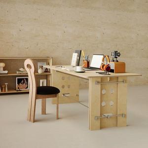 Bureau d'ordinateur minimaliste vintage en bois massif et métal, table de travail de bureau au design simple pour le bureau à domicile - Product Image 1