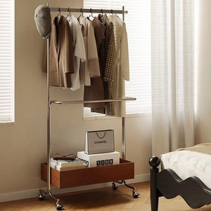 Porte-vêtements mobile avec tiroir de rangement en bois, cadre en métal chromé vintage, sur roulettes, pour chambre à coucher, magasin de détail - Product Image 4