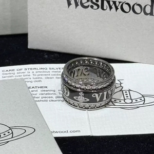 Anello di Coppia Serie Saturno Regina del West, Doppio Strato con Zirconi, Stile Punk Lucido, Versione Larga York con Finitura a Forno - Product Image 5