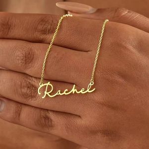 Collana con Ciondolo Personalizzato in Acciaio Inossidabile 304 316L Placcato Oro 18k, Lettere Iniziali A-Z per Coppie - Product Image 3