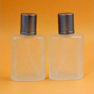 Directe d'usine 30 50ml verre quartz bouteille carré givré bouteilles de parfum de pulvérisation à <span class=keywords><strong>acheter</strong></span> - Product Image 2