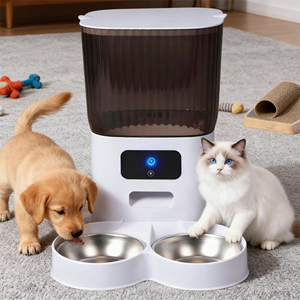 Distributore Automatico di Cibo per Cani e Gatti in Plastica Resistente con Controllo WiFi, Capacità 5L, Design Impermeabile, Alimentazione Remota tramite App - Product Image 2