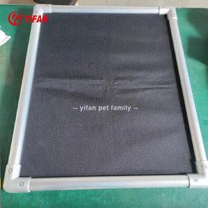 Wasbare, ademende, gestreepte luxe moderne honden slaapmat voor binnen en buiten, met PVC & nylon stof, op maat te maken en te verwijderen. - Product Image 4