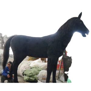 Caballo Mecánico de Simulación de Tamaño Real de Animal de Zoológico en Venta - Product Image 1