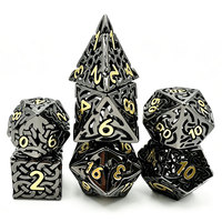 Set Dadu DND Steampunk Desain Logam Hitam Berongga Dengan Gigi-Gigi, Cocok Untuk Permainan Meja dan Kolektor, Sedang Diskon!
