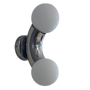 Lámpara de Pared Esférica de Acero Inoxidable y Vidrio de Diseño Creativo Nórdico Posmoderno, Diseño Personalizado para Iluminación de Pasillos y Corredores - Product Image 5