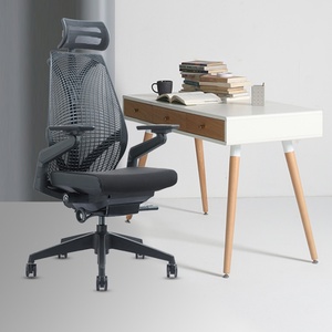 Silla de Oficina Ergonómica Giratoria de Respaldo Alto en Oferta, Diseño Moderno con Elevación para Gerentes y Ejecutivos - Product Image 1