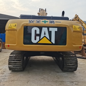 Excavatrice sur chenilles Caterpillar 330D d'occasion, modèle 2020, godet de 1,5 m, puissance de 200 kW, poids opérationnel de 33750 kg, bon état, équipement de chantier - Product Image 4