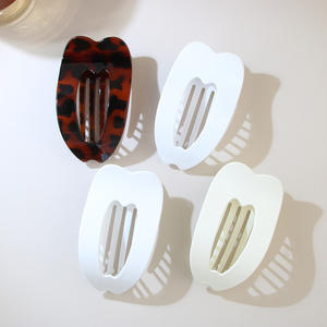 Pinza de Pelo Transversal con Forma de Corazón Estilo Coreano, Pinza de Plástico para el Cabello, Accesorios para el Cabello para Mujer - Product Image 3