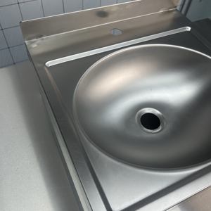 VICTORY KITCHEN Évier mural en acier inoxydable Série SS Équipement de restauration pour autres hôtels, restaurants et fournitures de laboratoire - Product Image 1