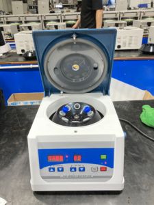 OEM TD4D Klinisch Laboratorium Apparatuur DC Borstelloze Laag Geluidsniveau 4000 tpm Auto Balancerende Hoekrotor 2200xg Lage Snelheid <span class=keywords><strong>Centrifuge</strong></span> - Product Image 6