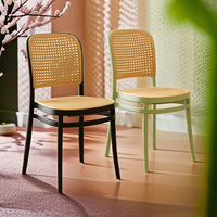 Chaise de dossier en rotin de Style Simple nordique chaise de salle à manger extérieure en plastique commerciale pour un usage domestique pour le café de thé au lait
