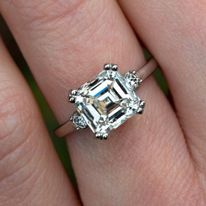 Anello vintage alla moda con zirconi e diamanti simulati da donna, adatto per dita corte, gioielli da dito - Product Image 2