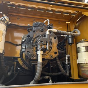 รถขุด SANY SY365H 36 ตัน มือสอง พร้อมเครื่องยนต์ Isuzu เกียร์ ปั๊ม คุณภาพดี แบรนด์จีน ขาย - Product Image 5