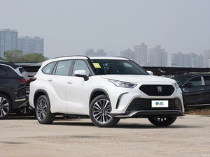 Toyota Crown Kluger <span class=keywords><strong>2023</strong></span> Usado, SUV de Gama Alta, 2.5L Turbo, 4WD, Automático, Control de Crucero Adaptativo, Interior de Tela Oscura, Volante a la Izquierda - Product Image 4