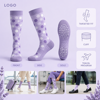 Chaussettes de compression violet lavande à compression graduée pour mollets, avec tableau de mesure, manchette plus large, bout plat, échantillon approuvé, couleur