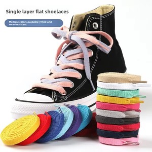 أربطة أحذية رياضية مسطحة بالجملة موديل XD301، 8 مم، 0.8 سم، من البوليستر المنسوج العادي، للأحذية الرياضية وكرة السلة، باللونين الأسود والأبيض - Product Image 1