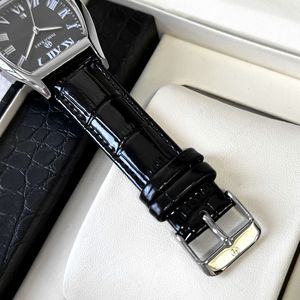 Bracelet en cuir imperméable, montre de forme tonneau, montre pour homme simple et décontractée, montre à quartz - Product Image 1