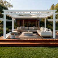 Pergola moderne en aluminium avec bandes LED, toit à lames motorisées, revêtement en poudre, pour piscine, design paysager de villa de luxe