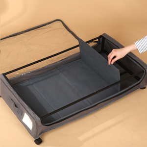 La boîte de <span class=keywords><strong>rangement</strong></span> <span class=keywords><strong>sous</strong></span> le <span class=keywords><strong>lit</strong></span> a des roues et est utilisée pour ranger et organiser les vêtements, les <span class=keywords><strong>chaussures</strong></span>, les draps et les livres - Product Image 2