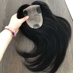 Perruque toupet en soie noire naturelle — doreen, cheveux humains Remy, bon marché, Base 1B, livraison gratuite, vente en gros - Product Image 1