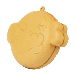 Porte-clés en EVA en forme de poisson de dessin animé, pendentif animal en plastique flexible, impression en relief, design irrégulier pour enfants et adultes - Product Image 2