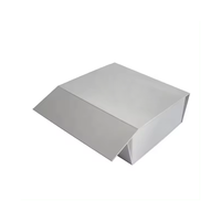 Boîte d'emballage en papier de luxe avec logo personnalisé grand rabat magnétique blanc pour vêtements
