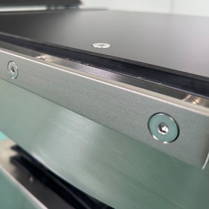 Table d'opération électrique hydraulique pratique, Trendelenburg/Reverse Trendelenburg, élévation du pont rénal, fonctionnement stable - Product Image 6