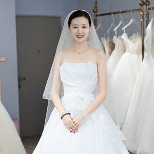 Vestido de Novia sin Tirantes Nuevo Estilo Princesa Delgado con Cola de Hada y Lazo, Velo Nupcial Estilo Mori, Largo hasta el Suelo - Product Image 2