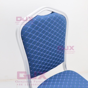 Vente en gros <span class=keywords><strong>de</strong></span> meubles empilables en argent <span class=keywords><strong>pour</strong></span> hôtel, ensemble <span class=keywords><strong>de</strong></span> chaises <span class=keywords><strong>de</strong></span> banquet <span class=keywords><strong>de</strong></span> <span class=keywords><strong>salle</strong></span> <span class=keywords><strong>de</strong></span> <span class=keywords><strong>mariage</strong></span> bleues en métal bon marché d'occasion <span class=keywords><strong>pour</strong></span> <span class=keywords><strong>restaurant</strong></span> et événement - Product Image 5