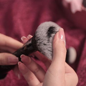 Ulikeke, superventas, <span class=keywords><strong>brocha</strong></span> correctora de base de doble punta, <span class=keywords><strong>brocha</strong></span> <span class=keywords><strong>para</strong></span> polvo de <span class=keywords><strong>contorno</strong></span> biselado de belleza única - Product Image 4