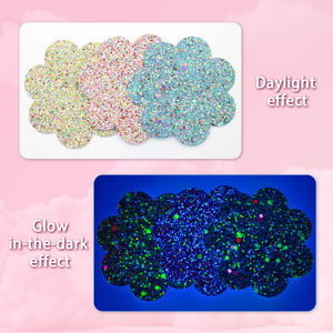 Glow In Dark Sexy Roze Tepelhoezen Voor Kleine Borsten Cover Voor Zachte Sexy Borsten Voor Muziekfestivals - Product Image 2