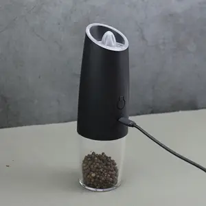 Moulin à poivre portable sensible à la gravité rechargeable par USB avec lumière LED en céramique fabriqué par source