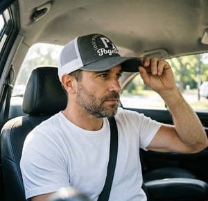 Casquette de baseball unisexe personnalisée brodée, style camionneur, gris délavé, maille respirante, réglable, pour l'extérieur et les loisirs - Product Image 4