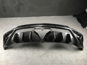 <span class=keywords><strong>Prix</strong></span> de gros d'usine Kit de carrosserie <span class=keywords><strong>Urus</strong></span> Diffuseur arrière en fibre de carbone de style M pour <span class=keywords><strong>Lamborghini</strong></span> <span class=keywords><strong>URUS</strong></span> - Product Image 4