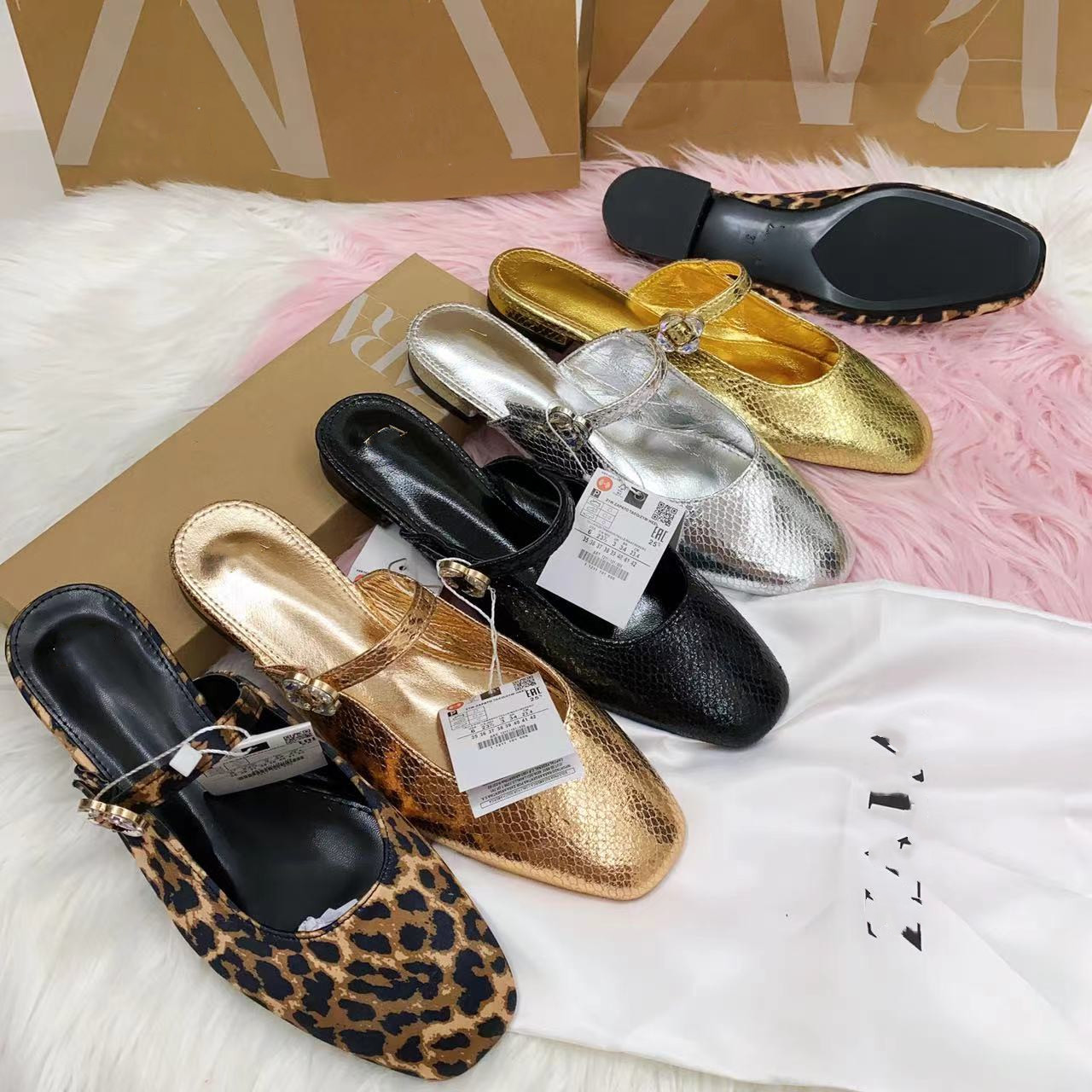 Verified Supplier Gold Low Heels Satin Upper, Suede Sole | Alibaba.com