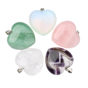 Colgante de plata con dijes de corazón de piedra natural, regalo romántico unisex, joyería - Product Image 1