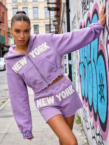 Conjunto Deportivo Casual de Otoño para <span class=keywords><strong>Mujer</strong></span>: Sudadera Corta con Cremallera y Parche de Letras Estilo Urbano, Tejido 100% Algodón Anti-Pilling, y Pantalones Cortos - Product Image 4