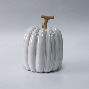 Citrouille en porcelaine céramique moderne blanche ornements de maison cadeaux d'Halloween citrouille à vendre - Product Image 1