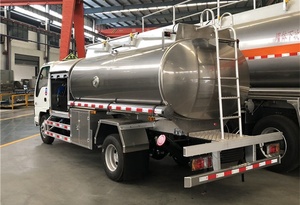 Vehículo de Reabastecimiento de Combustible para Aviones Personalizado, <span class=keywords><strong>5000</strong></span> <span class=keywords><strong>Litros</strong></span>, 4x2, Nuevo, Gasolina/Diésel, <span class=keywords><strong>Camión</strong></span> <span class=keywords><strong>Cisterna</strong></span> para Reabastecimiento de Aviones Pequeños - Product Image 6