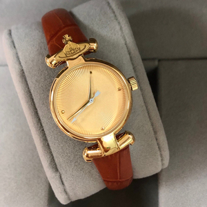 Nuevo y popular reloj azul hielo con correa de cuero, reloj de cuarzo Saturno pequeño dorado con diseño de hueso de serpiente para mujer - Product Image 5