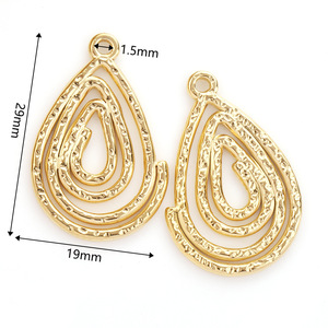Colgante de anillo en espiral de acero inoxidable chapado en oro de 18k, geométrico irregular, para fabricación de collares, componentes de joyería - Product Image 3