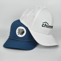 Casquette de baseball à 5 panneaux avec logo PVC personnalisé, imperméable, trou découpé au laser