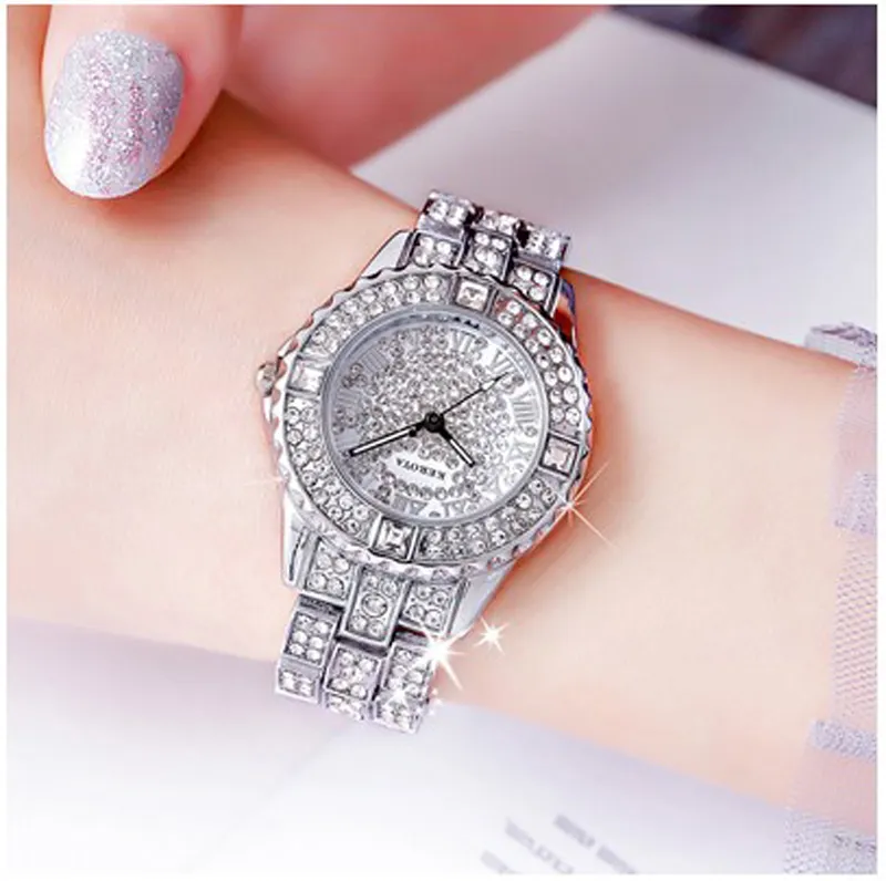 Hip Hop AA Luxury Brand Gold Analog Quartz Movt Unique Iced Out Watch Lady Relogio Masculino Diamond Watch Women